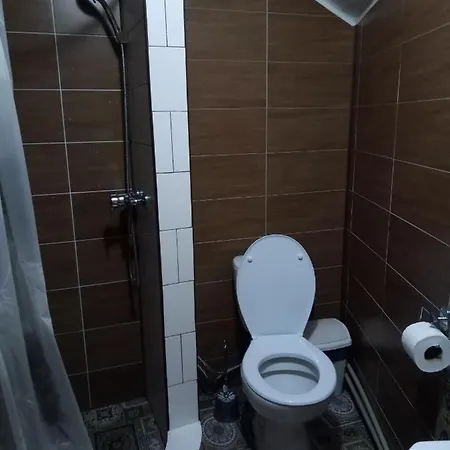 у кузьмича однокімнатні студіо Apartment *