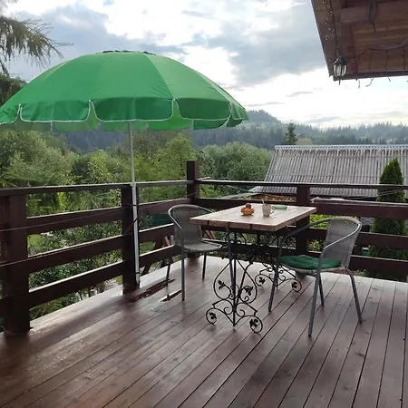 у кузьмича однокімнатні студіо מיקוליצ'ין