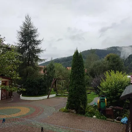 דירה у кузьмича однокімнатні студіо מיקוליצ'ין