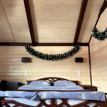 у кузьмича однокімнатні студіо Mykulytschyn